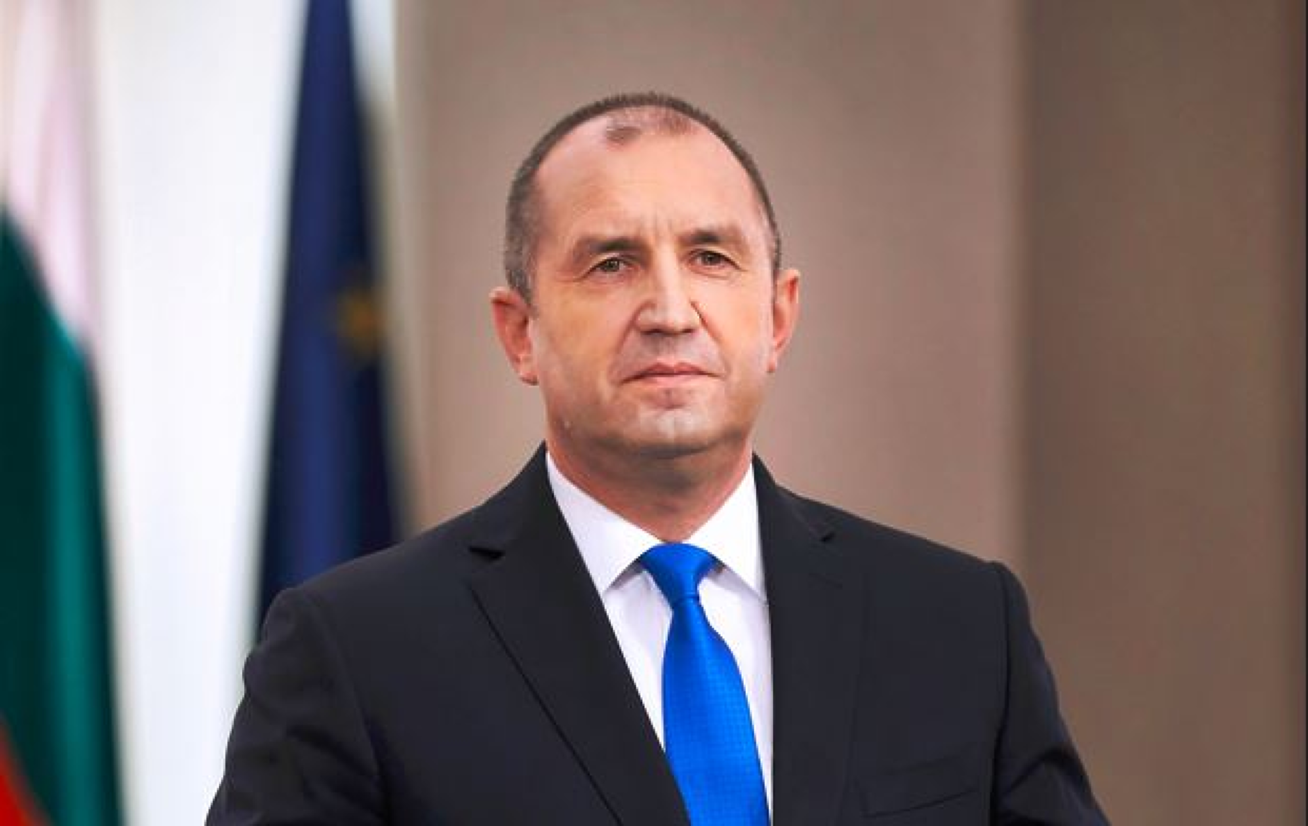 Президентът с първи пост след оставката: Готови сме, можем и ще успеем!