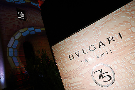  Заглавие на роман от Чарлз Дикенс открива славата за любимата марка на Елизабет Тейлър