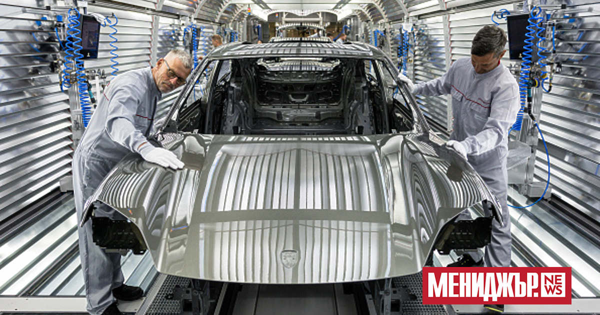 Германският автомобилен производител Porsche е намалил глобалните си продажби с