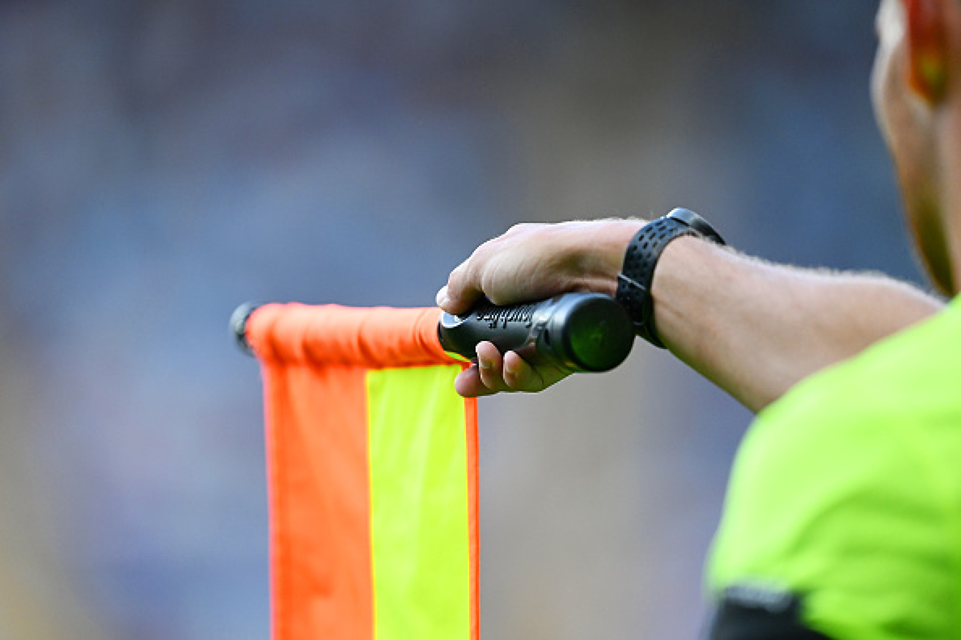 УЕФА отхвърля предложението за промяна на правилото за засада във футбола