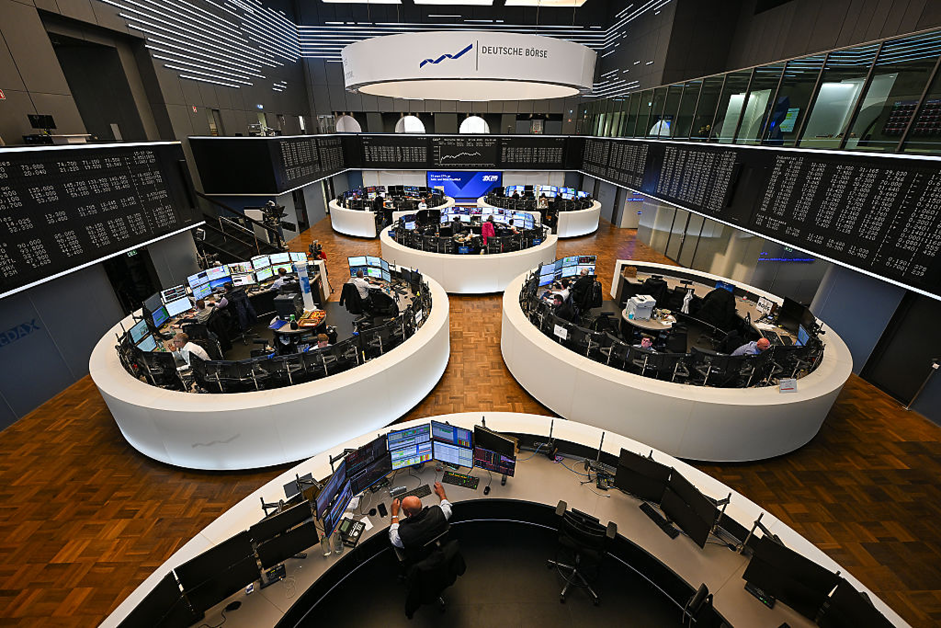 Европейските борси се оцветиха в зелено, Stoxx 600 е напът да регистрира седми пореден месечен ръст*