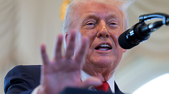 Тръмп помилва за втори път жена, осъдена за финансови измами