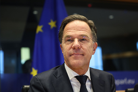 Генералният секретар на НАТО отхвърли призивите за създаване на европейска армия