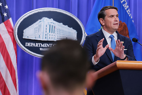 Разсекретени са милиони нови документи по делото „Епстийн“