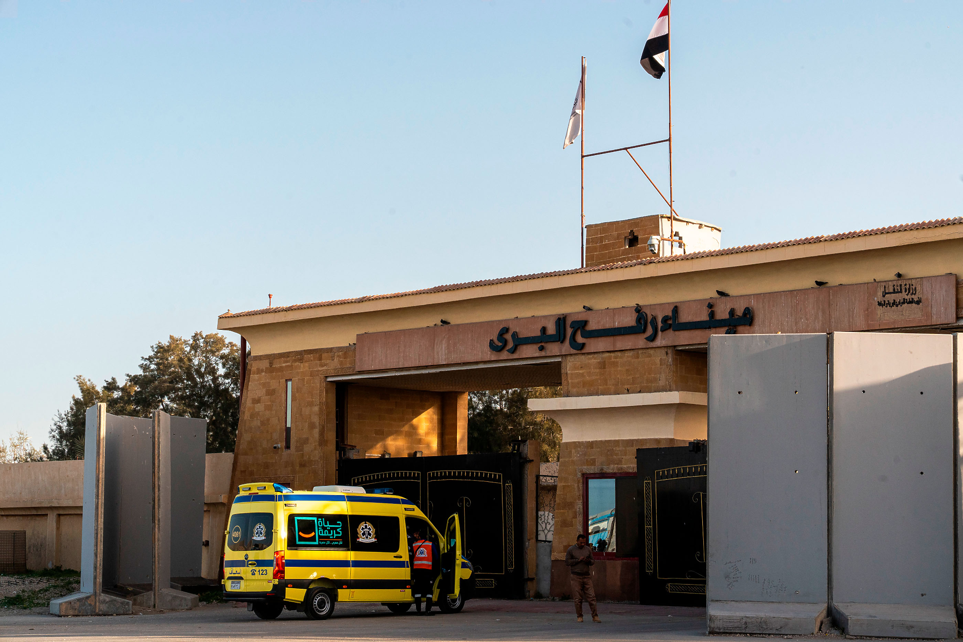 Израел отвори отново граничния пункт 