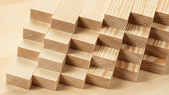 Предприятието Кроношпан във Велико Търново започна ефективно спиране на линията