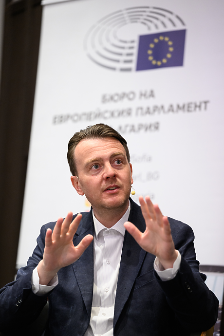 Петър Ганев