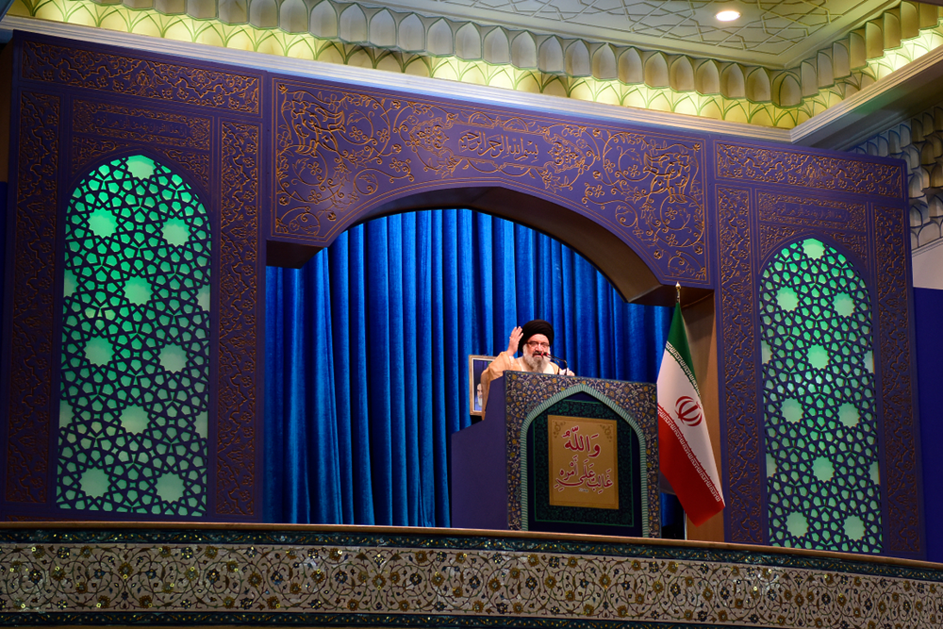 Призив за екзекуции в Иран след протестите — в разрез с червената линия на Тръмп