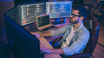 Технологичните компании все по често привличат таланти една от друга