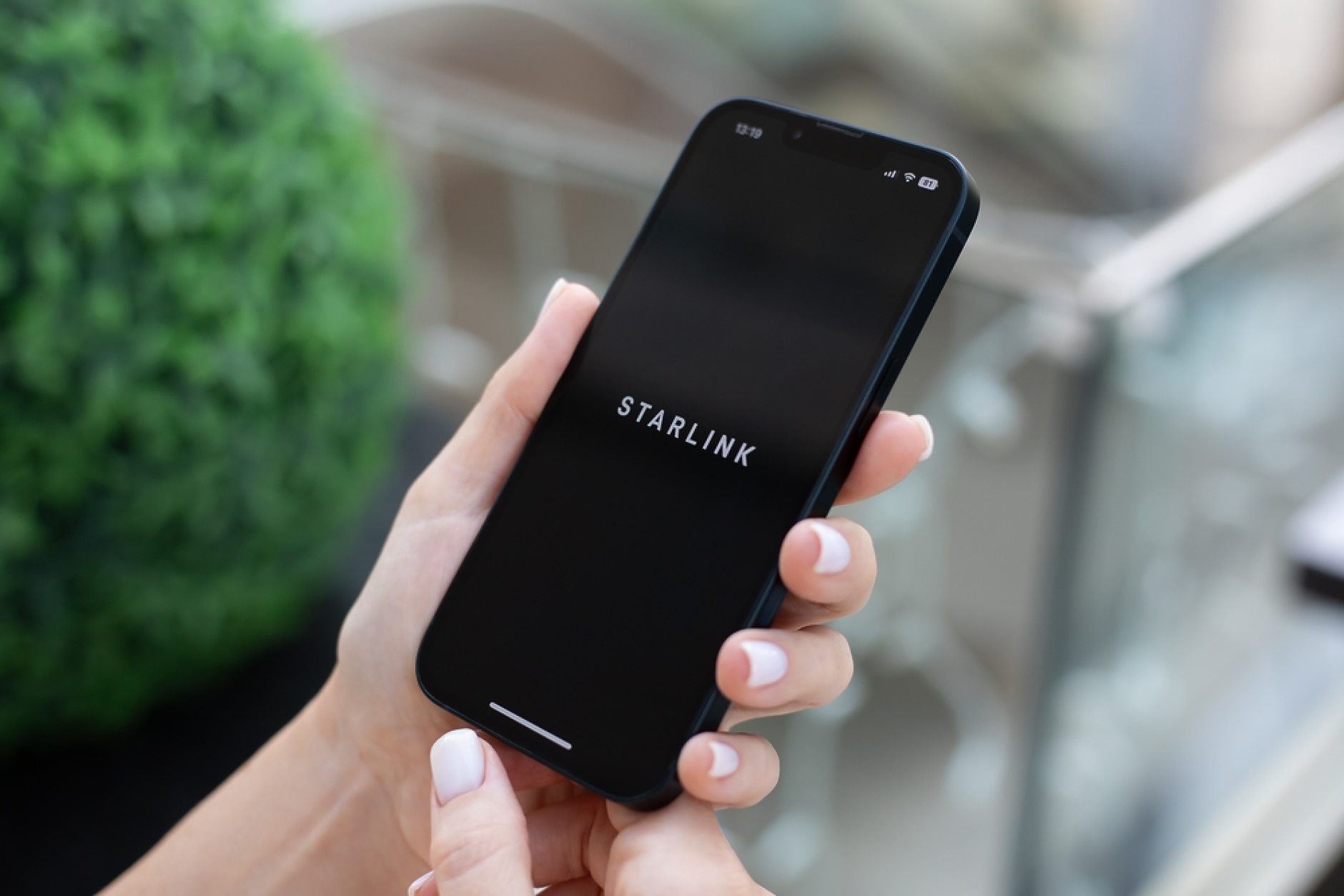 Starlink на Мъск се изправя пред сериозно изпитание в Иран