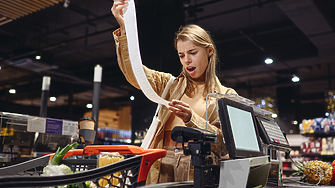 Черните лебеди на Saxo Bank за 2025: Тръмп 2.0 срива долара, Nvidia става най-печелившата компания в историята