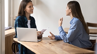 Представете си че сте на нетуъркинг събитие и срещате човек