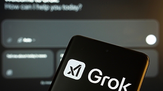 X продължава да позволява на потребителите да публикуват сексуализирани видеа