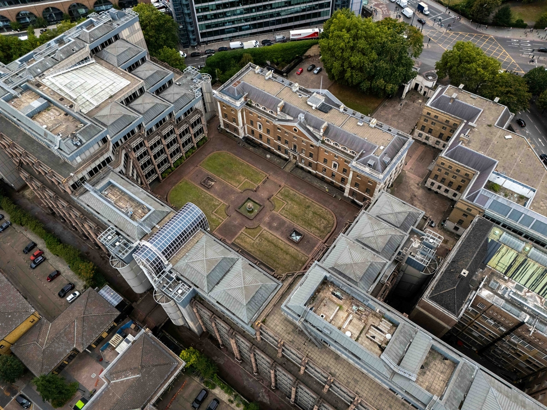 Огромно китайско посолство може да се издигне в лондонското Сити