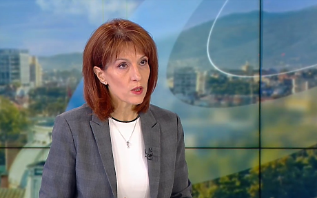 Председателят на ЦИК за намаляването на изборните секции в чужбина: Решението е политическо