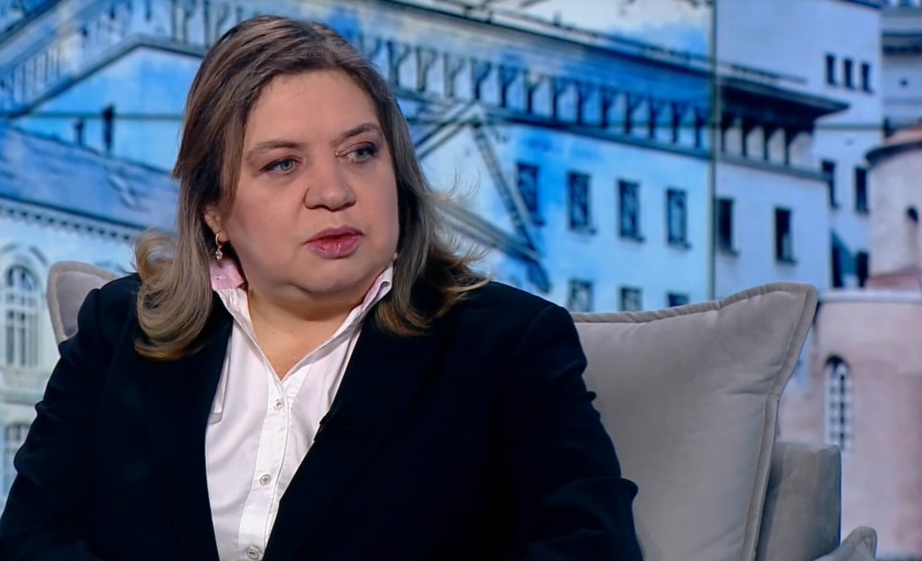 Киселова: Гуцанов трябва да се консултира с БСП, ако му предложат да остане в служебния кабинет