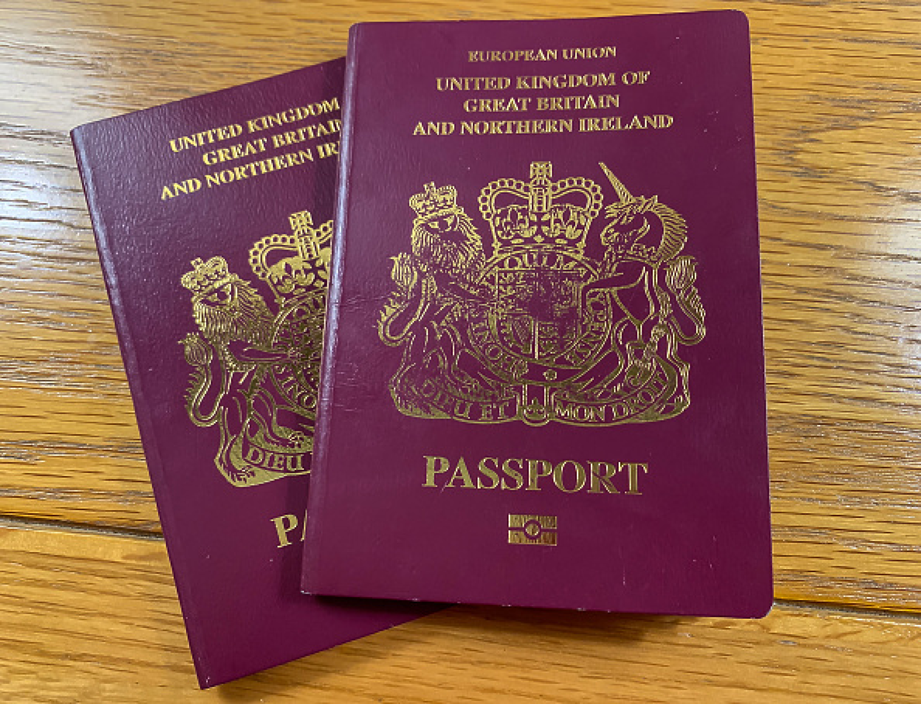 The Times: Нови правила за паспортите отказват британците от гражданство