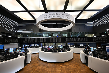 Световните фондови борси се възстановяват от разпродажбите от миналата седмица*