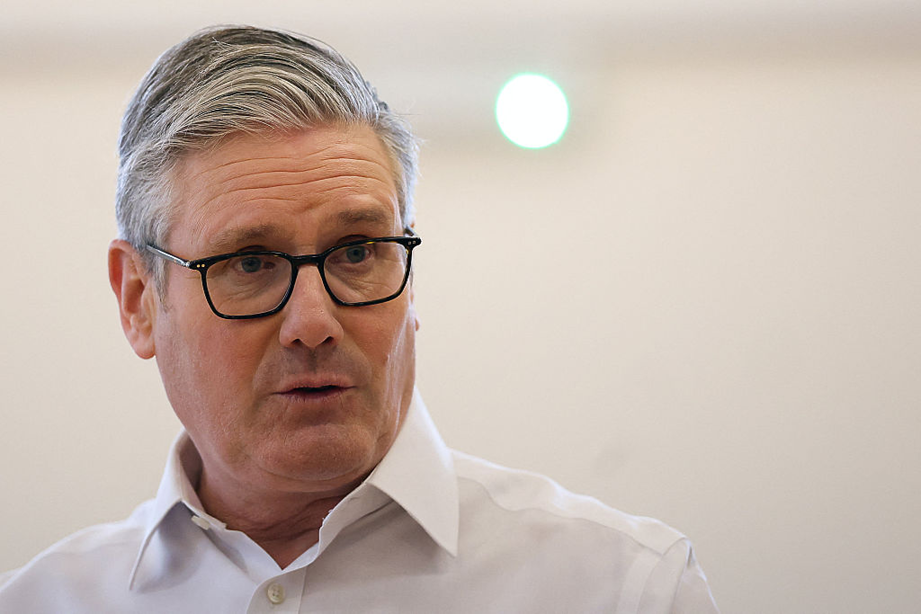 Британският премиер иска повече правомощия, за да регулира достъпа на деца до онлайн съдържание