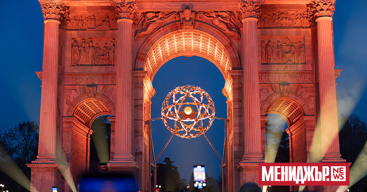 Хиляди хора се събират всяка вечер в Милано, за да