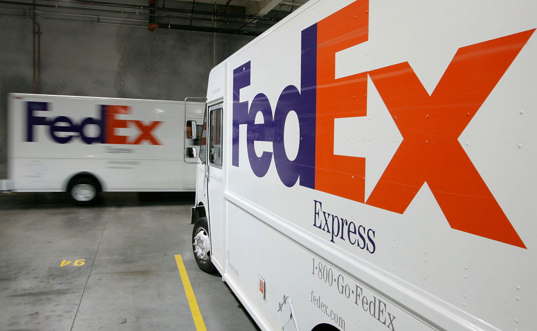 Консорциум, воден от FedEx и Advent, ще купи фирмата за шкафчета за пратки InPost
