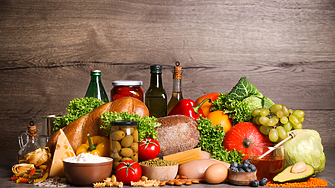 Зеленски подписа закон, намаляващ възрастта за мобилизация в Украйна 