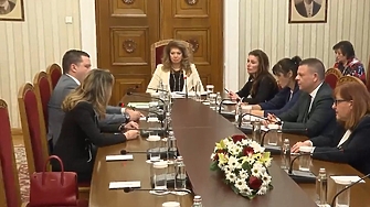 Има такъв народ застана против кандидатурите на Андрей Гюров и