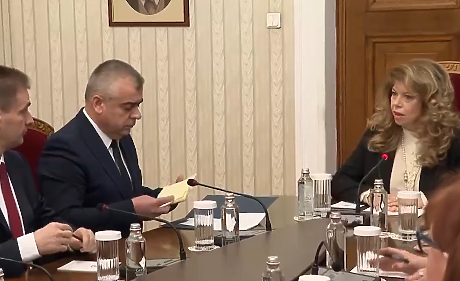 АПС пред президента: Андрей Гюров отговаря на очакванията ни за служебен премиер