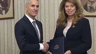 Президентът Илияна Йотова възложи на Андрей Гюров да предложи състав