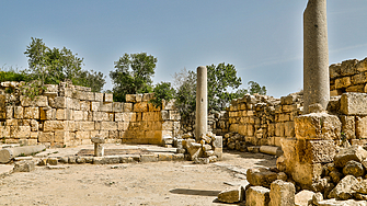 Докато Израел предприема стъпки за разширяване на контрола си над