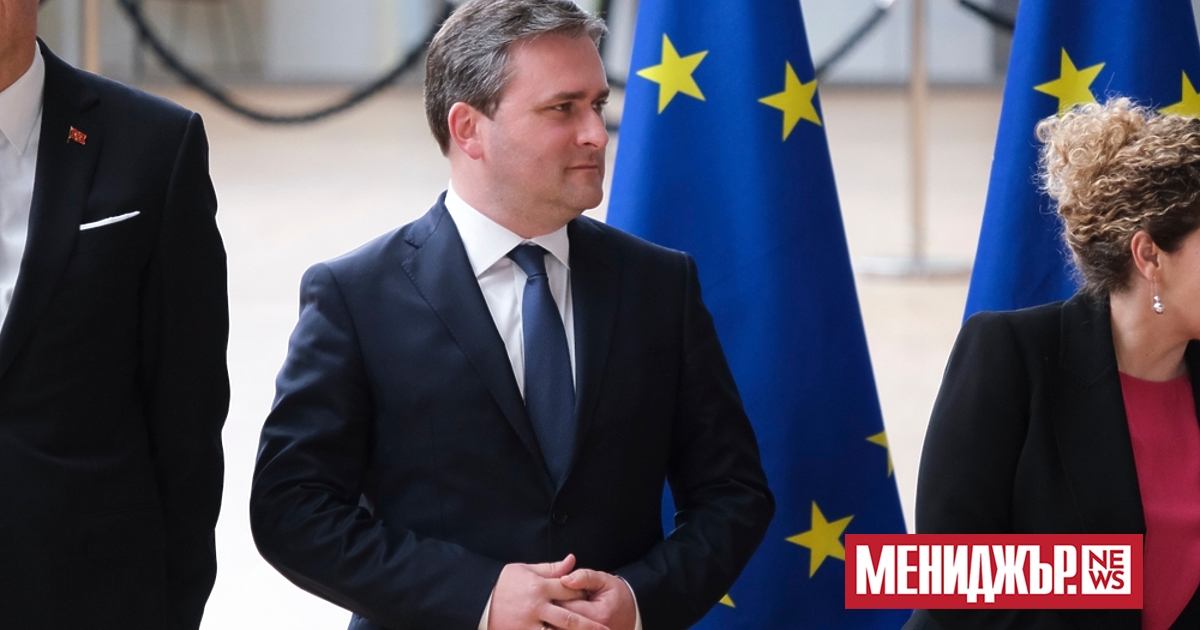 Сръбски министър и още трима души бяха изправени пред съда