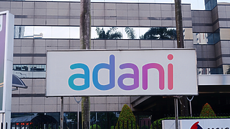 Adani Group смята да инвестира 100 млрд. долара в AI центрове за данни до 2035 г.