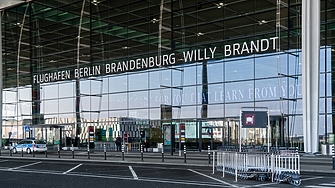 Летището в Берлин съобщи в четвъртък сутринта че всички излитания