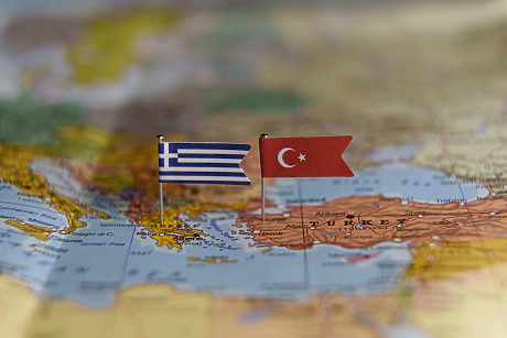 Гръцкият премиер Мицотакис посещава Турция на фона на нарастващо напрежение