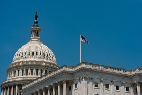 Гислейн Максуел запази мълчание за Епстийн пред Конгреса