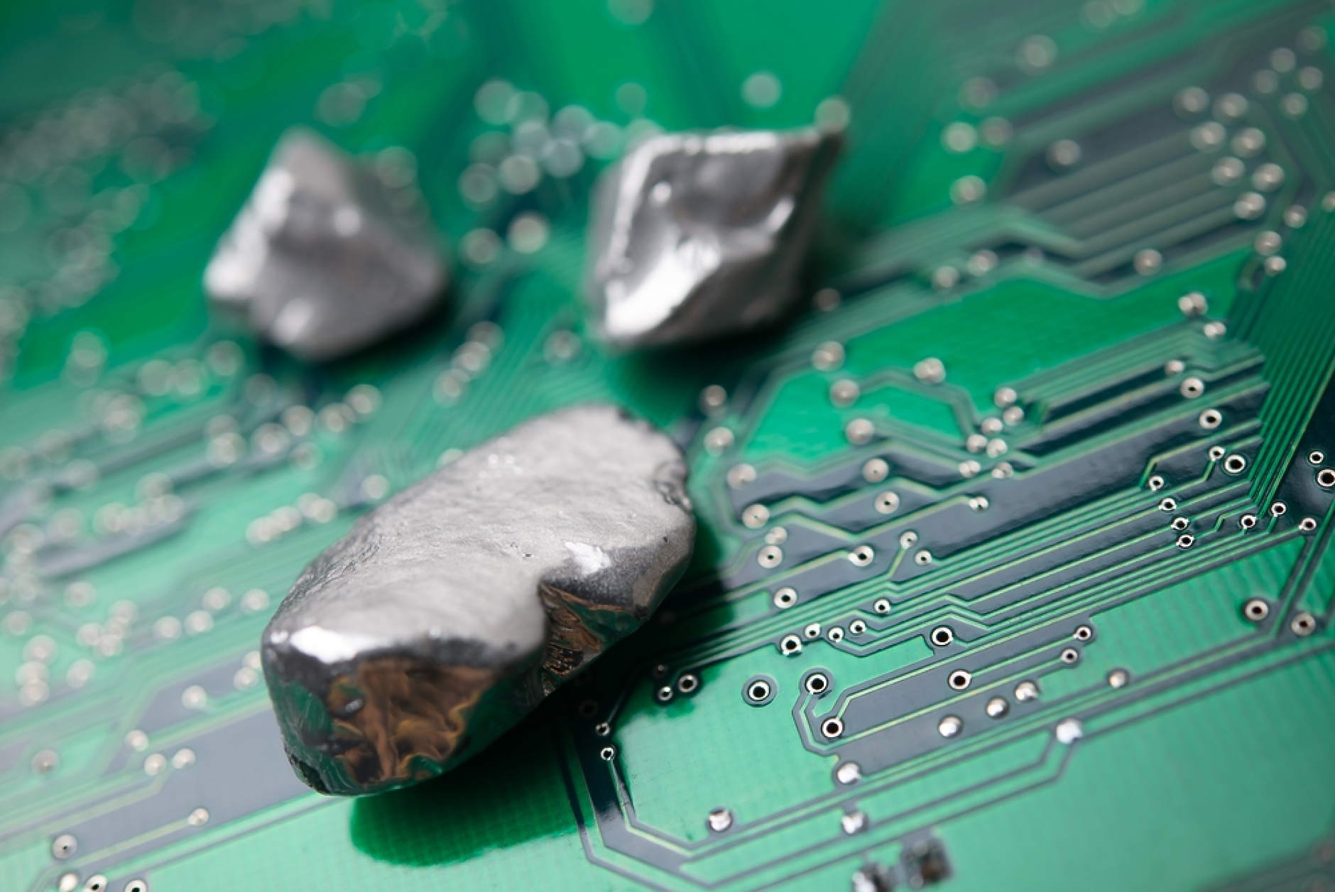 САЩ и партньори обсъждат стратегии за намаляване на китайското влияние върху критични суровини