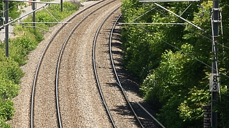 Узбекистан разширява международните си железопътни коридори като част от стратегия