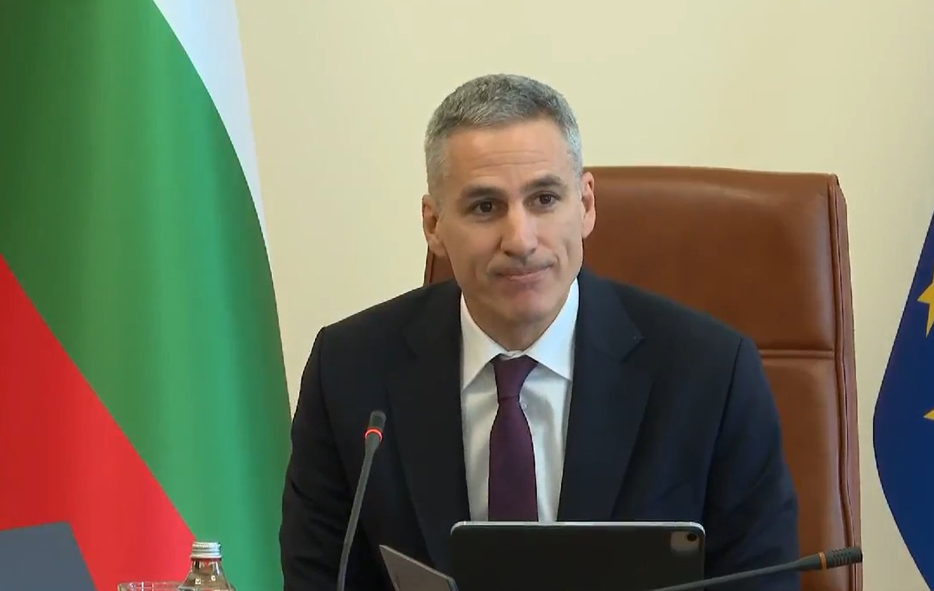 Андрей Гюров: Служебното правителство няма да се огъне, връщане назад няма