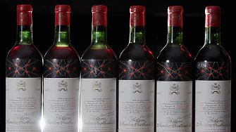 Зеленски и Макрон обсъдиха ситуацията на бойното поле в Украйна и сътрудничеството в областта на отбраната