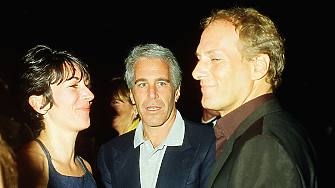 The Telegraph: Скандалният финансист Епстийн криел компоромати на шест тайни места из Съединените щати