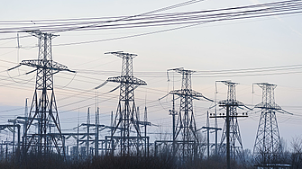 Северна Корея пуска първата пощенска марка с лика на дъщерята на Ким Чен-ун