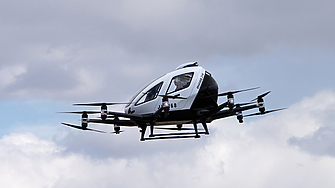 Първата безпилотна „летяща кола“ в Япония направи демонстрационен полет над Токио
