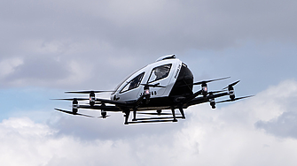 Първата безпилотна „летяща кола“ в Япония направи демонстрационен полет над Токио