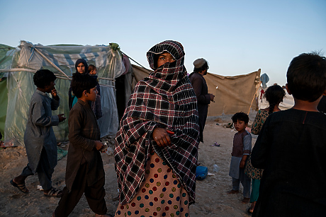 Хуманитарна криза: 20 000 семейства търсят помощ след глад и ескалация на конфликта между Пакистан и Афганистан