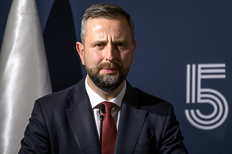 Полша очаква, че войната в Иран ще забави доставките на оръжие от САЩ