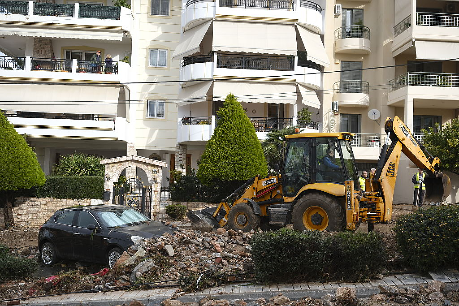 Искат оставката на гръцкия премиер Мицотакис заради наводненията в област Еврос