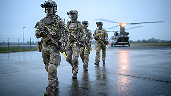 Бивши шефове на разузнаването MI6 и британския Генерален щаб обвиниха премиера Стармър в „опустошение“ на армията