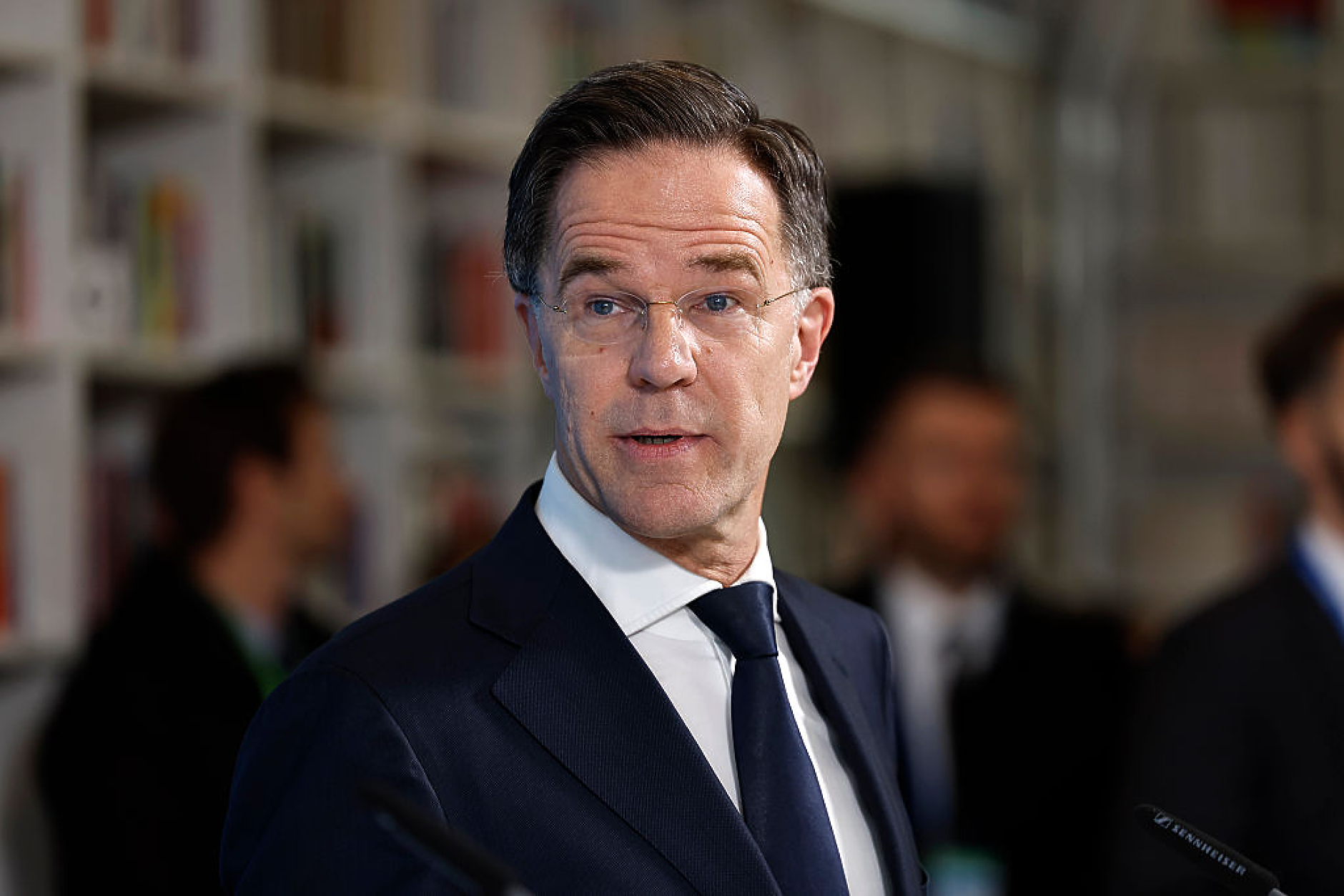 Рюте подкрепи ядрената инициатива на Макрон, но подчерта ролята на САЩ