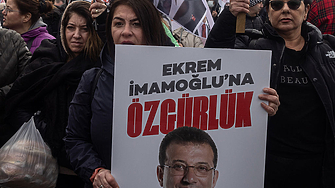 Бившият кмет на Истанбул остава основният обвиняем в мащабен процес за корупция
