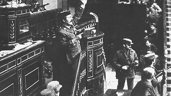 The Telegraph: Скандалният финансист Епстийн криел компоромати на шест тайни места из Съединените щати